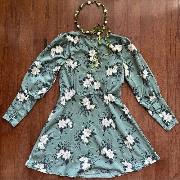 🌼Free People Floral Dress🌼 - Picture 3 of 10
